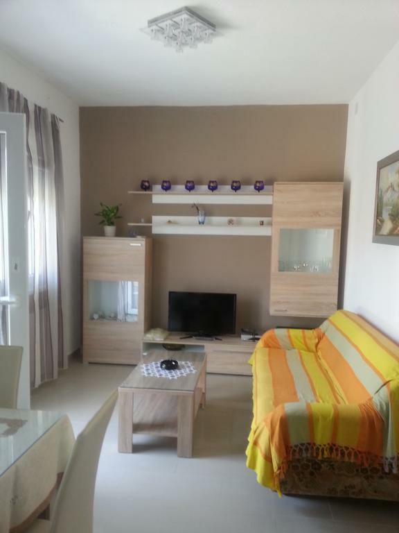 Apartment Nehaj Kaštela Екстериор снимка